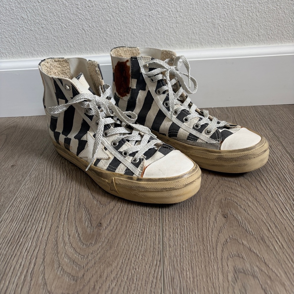Golden Goose VStar 1 limited edition Black & White Striped High-Top Sneakers